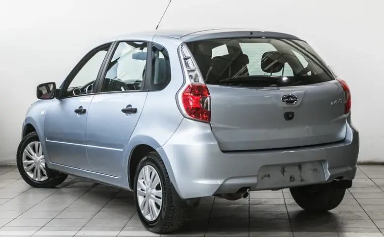 Datsun mi-DO