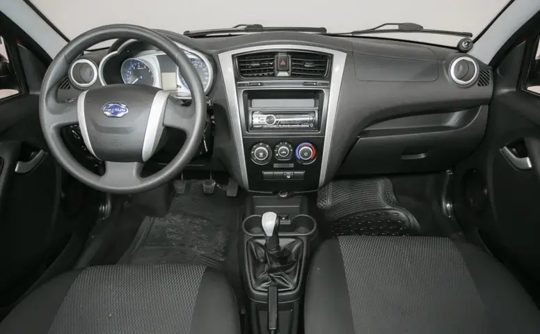 Datsun mi-DO