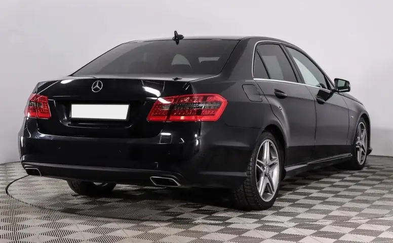 Mercedes-Benz E-Класс