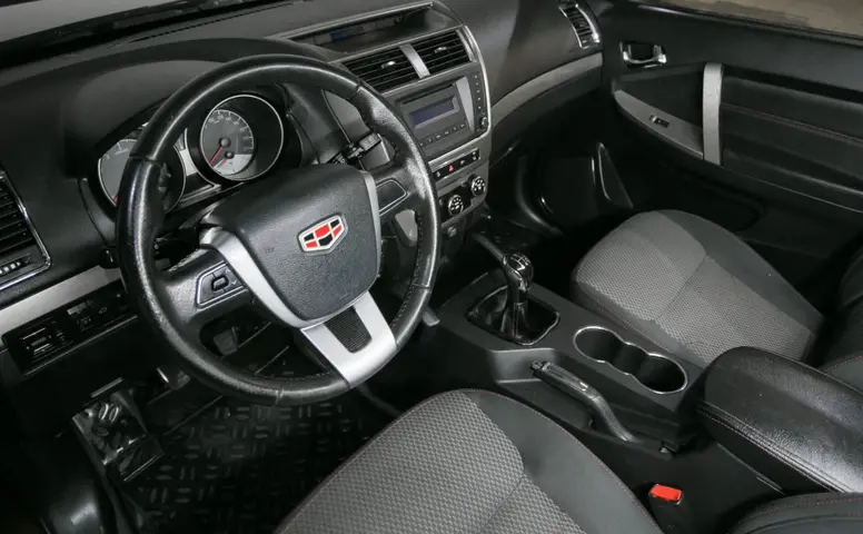 Geely Emgrand X7