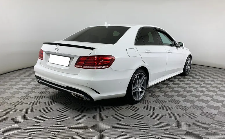 Mercedes-Benz E-Класс