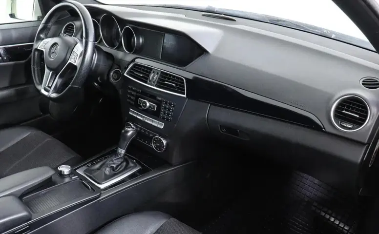 Mercedes-Benz C-Класс