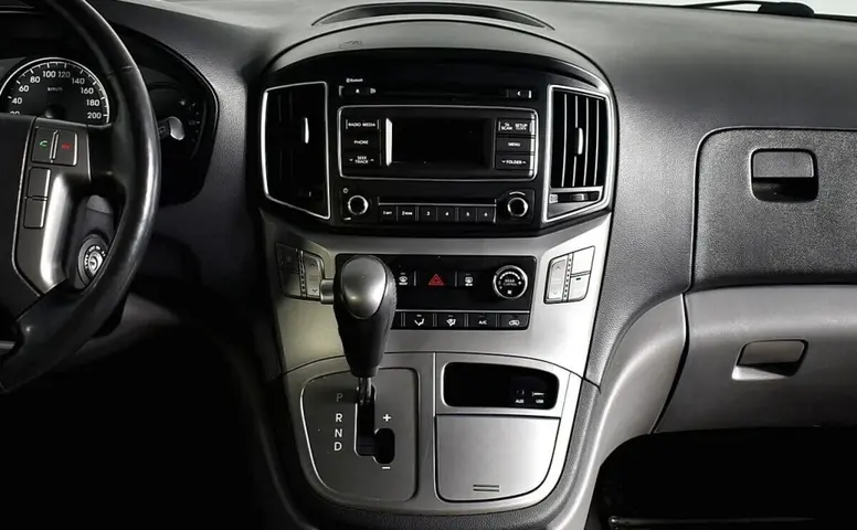 Hyundai H-1