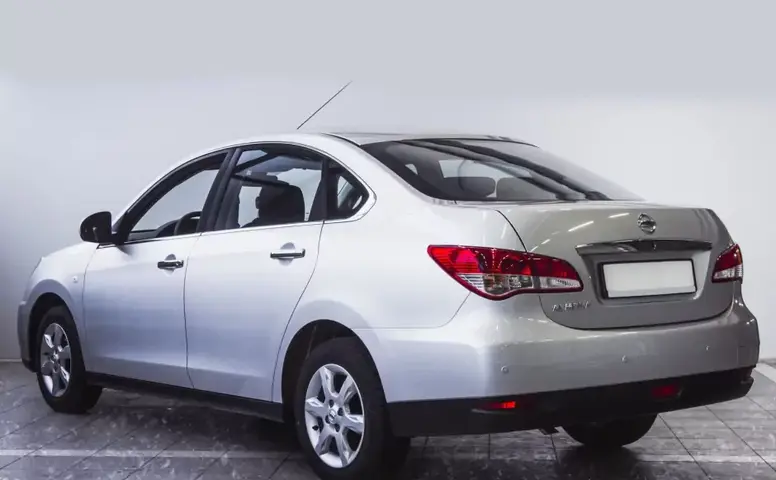 Nissan Almera