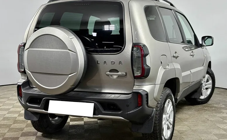 Lada (ваз) Niva Travel