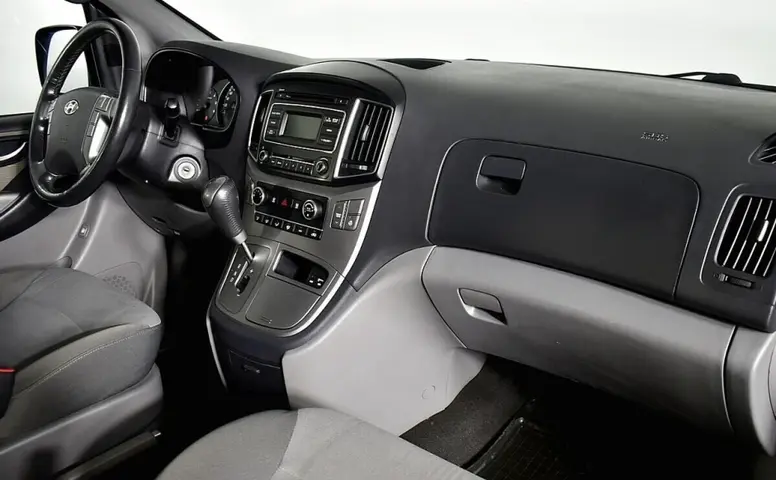 Hyundai H-1