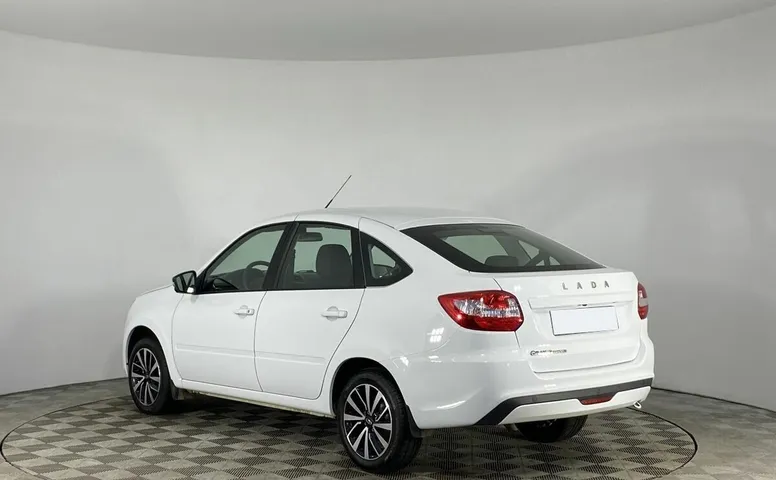 LADA (ВАЗ) Granta