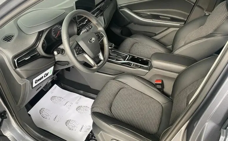 JAC JS4