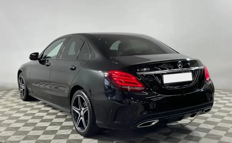 Mercedes-Benz C-Класс