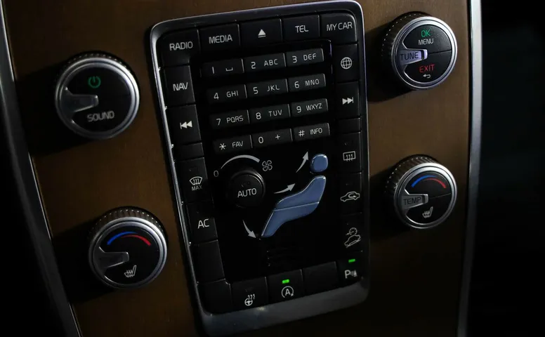 Volvo XC70