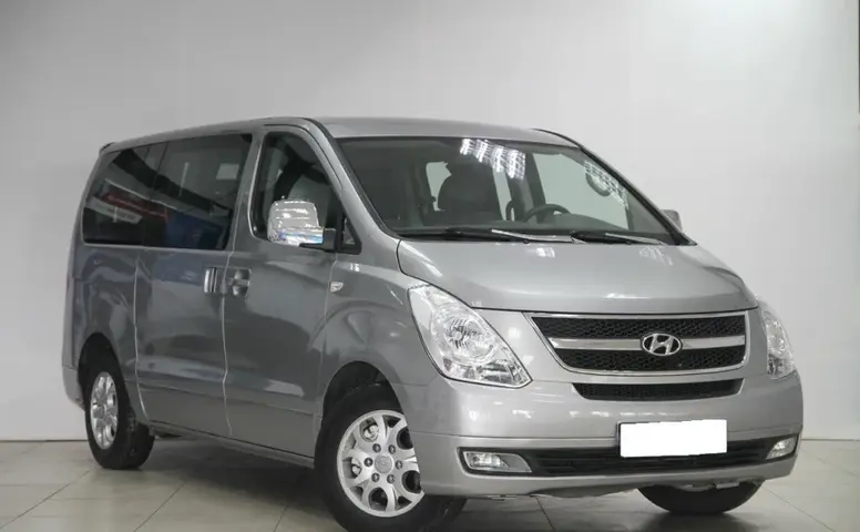 Hyundai Grand Starex