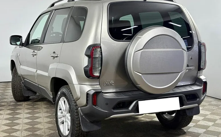 Lada (ваз) Niva Travel