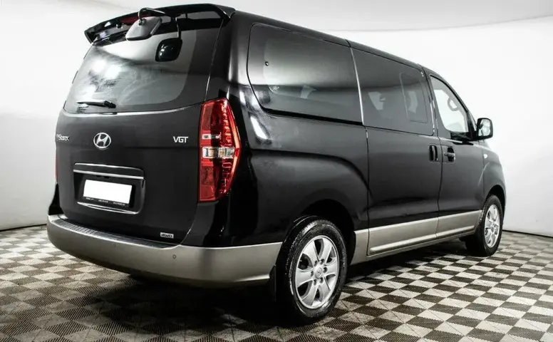 Hyundai Grand Starex
