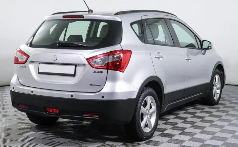 Suzuki SX4