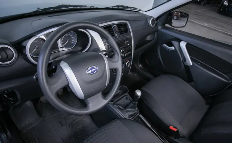 Datsun mi-DO